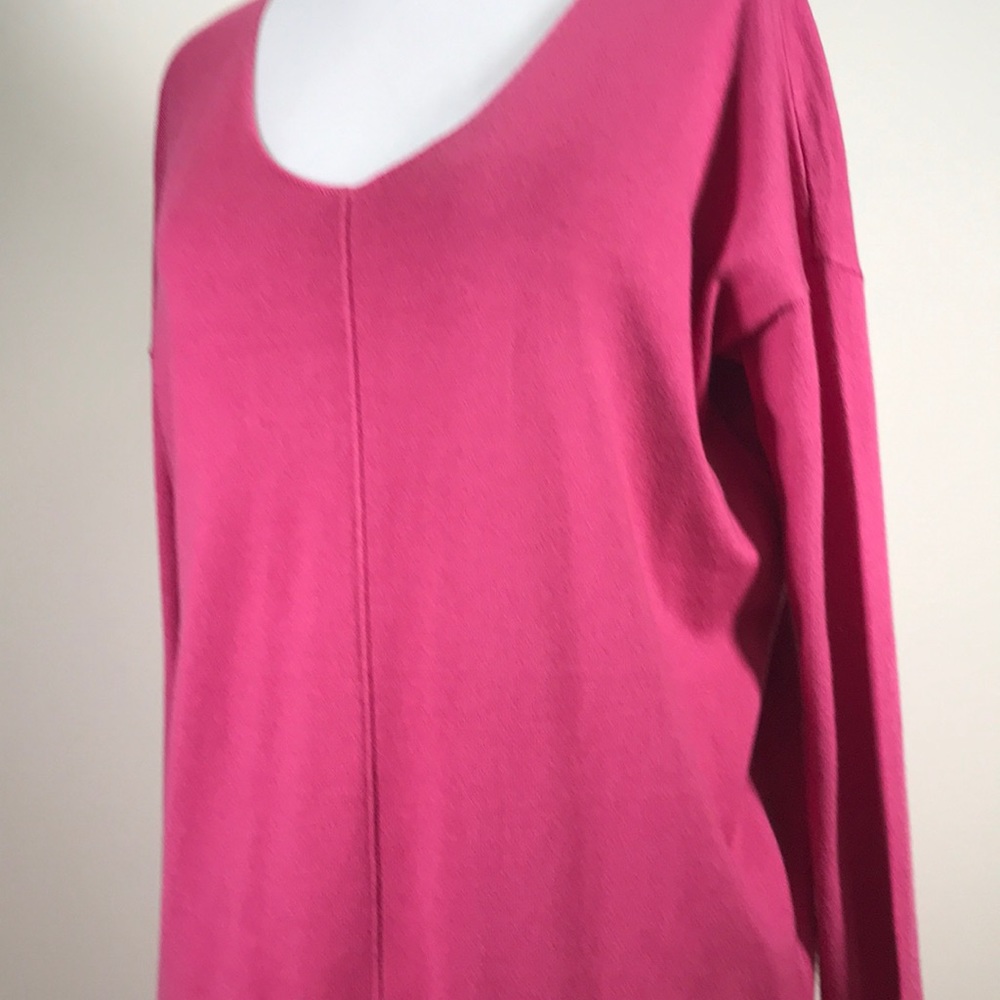 Joan Vass Hi-Lo Viscose Sweater - Picture 6 of 7